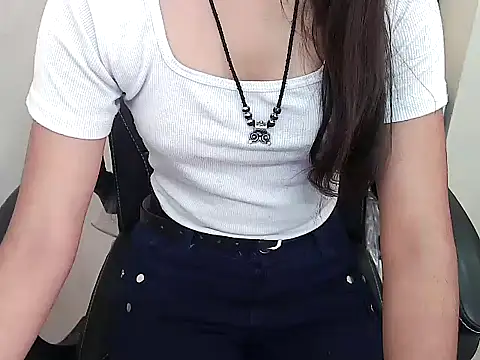 Snapshot of notty_heena chatting on November 11, 2025, 4:18 am notty heena online show from November 11, 2025, 4:18 am