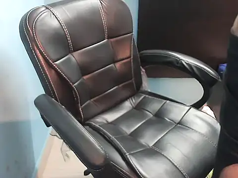 notty heena online show from December 21, 2025, 3:19 am