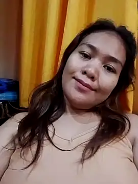 Snapshot of sweet_candy91 chatting on October 12, 2025, 9:43 am sweet candy91 online show from October 12, 2025, 9:43 am