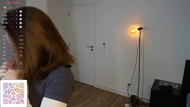 NeonyMuse online show from November 26, 2025, 10:26 am