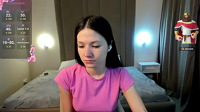 Snapshot of ChillGato chatting on November 18, 2025, 1:43 am ChillGato online show from November 18, 2025, 1:43 am