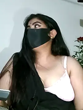 Snapshot of Jessica-03 chatting on October 24, 2025, 5:01 pm Jessica-03 online show from October 24, 2025, 5:01 pm