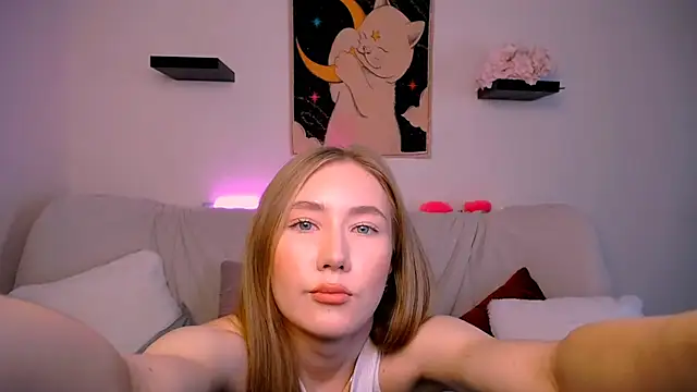 EllyColins online show from October 21, 2025, 2:55 am