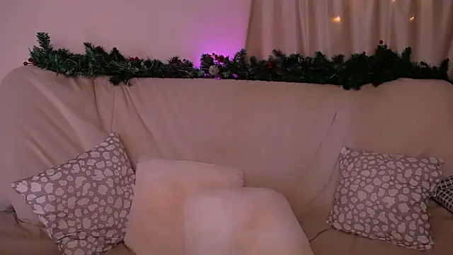 Snapshot of EllyColins chatting on January 12, 2026, 5:58 am EllyColins online show from January 12, 2026, 5:58 am