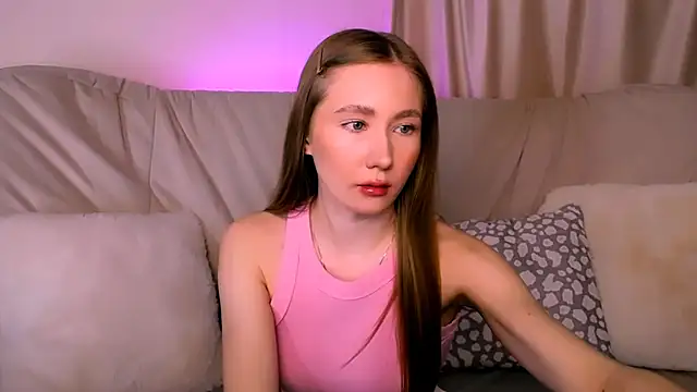 Snapshot of EllyColins chatting on March 3, 2026, 3:13 am EllyColins online show from March 3, 2026, 3:13 am