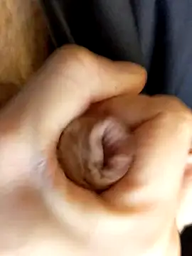 Snapshot of szabi1995 chatting on November 6, 2025, 7:45 am szabi1995 online show from November 6, 2025, 7:45 am