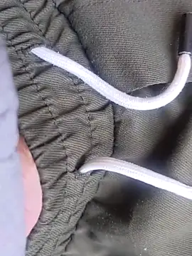 Snapshot of szabi1995 chatting on October 31, 2025, 10:23 am szabi1995 online show from October 31, 2025, 10:23 am