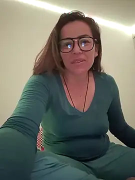 Lui Fer01 online show from March 5, 2026, 6:43 am