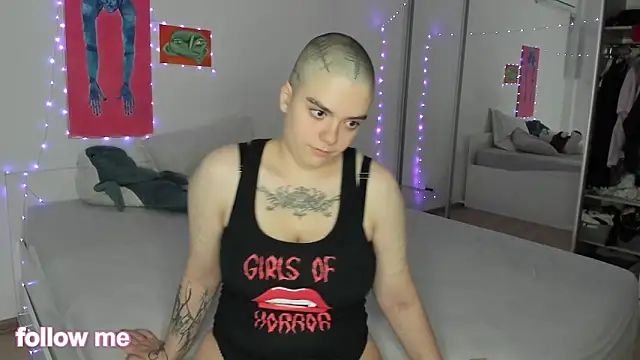 Snapshot of len_be chatting on November 22, 2025, 11:09 am len be online show from November 22, 2025, 11:09 am