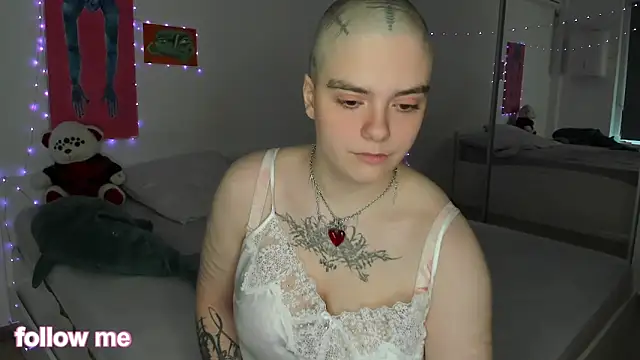 Snapshot of len_be chatting on October 27, 2025, 11:11 am len be online show from October 27, 2025, 11:11 am