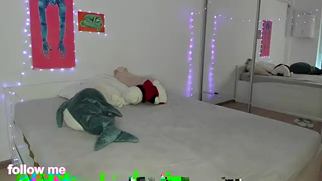 Snapshot of len_be chatting on November 10, 2025, 11:04 am len be online show from November 10, 2025, 11:04 am