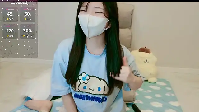 Rin chan 77 online show from November 29, 2025, 9:37 pm