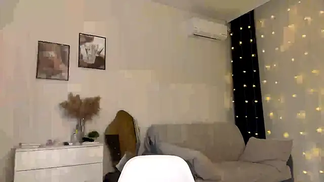 Snapshot of CeredAlum chatting on November 28, 2025, 3:12 pm CeredAlum online show from November 28, 2025, 3:12 pm