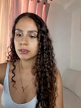 danna gomez 07 online show from October 26, 2025, 10:32 pm