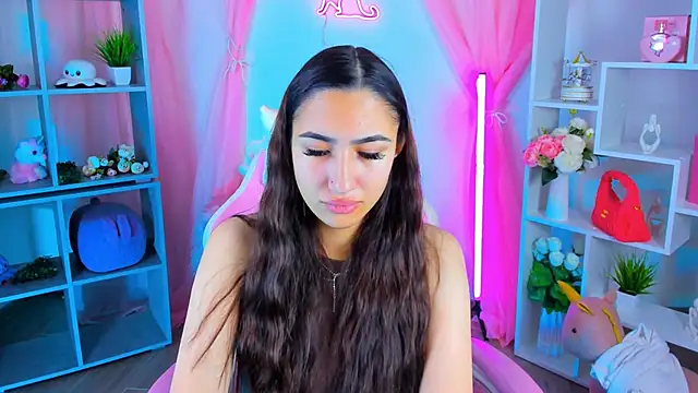 Snapshot of RebeckaThornton chatting on November 7, 2025, 9:36 am RebeckaThornton online show from November 7, 2025, 9:36 am