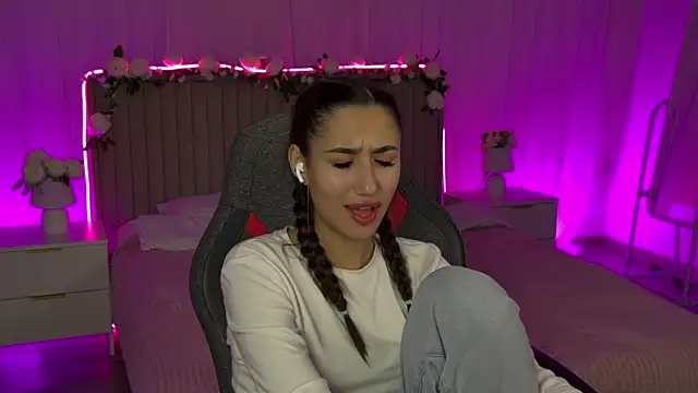 Snapshot of RebeckaThornton chatting on November 16, 2025, 11:52 pm RebeckaThornton online show from November 16, 2025, 11:52 pm