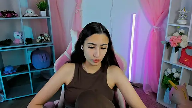 Snapshot of RebeckaThornton chatting on November 26, 2025, 12:49 pm RebeckaThornton online show from November 26, 2025, 12:49 pm