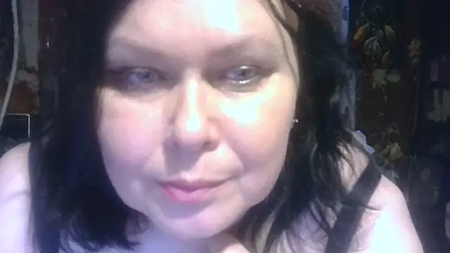 Snapshot of CharleeKendall chatting on November 24, 2025, 11:21 am CharleeKendall online show from November 24, 2025, 11:21 am