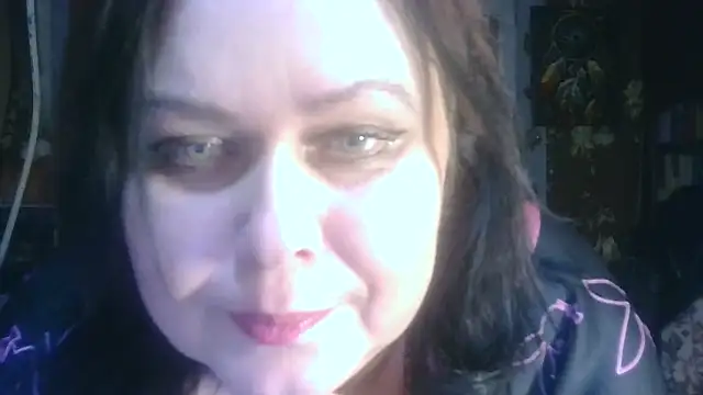 Snapshot of CharleeKendall chatting on November 18, 2025, 3:15 pm CharleeKendall online show from November 18, 2025, 3:15 pm