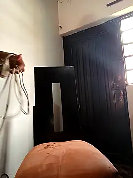 Snapshot of lacrespa24 chatting on November 9, 2025, 4:33 pm lacrespa24 online show from November 9, 2025, 4:33 pm