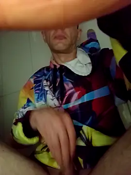 Snapshot of wsrh1948x1 chatting on October 13, 2025, 9:16 pm wsrh1948x1 online show from October 13, 2025, 9:16 pm