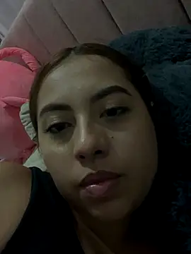 Snapshot of Emily_Joee chatting on November 26, 2025, 1:16 am Emily Joee online show from November 26, 2025, 1:16 am