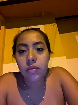 Snapshot of Emily_Joee chatting on November 5, 2025, 1:42 am Emily Joee online show from November 5, 2025, 1:42 am