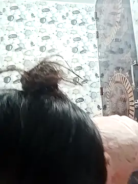 Hot Baby250 online show from April 18, 2026, 6:43 pm