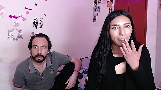 Isis Robert online show from December 17, 2025, 4:39 am