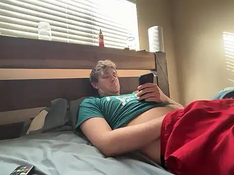 eddieeeeee1232 online show from November 14, 2025, 2:43 pm