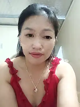 Snapshot of -Paige- chatting on October 13, 2025, 9:22 am -Paige- online show from October 13, 2025, 9:22 am