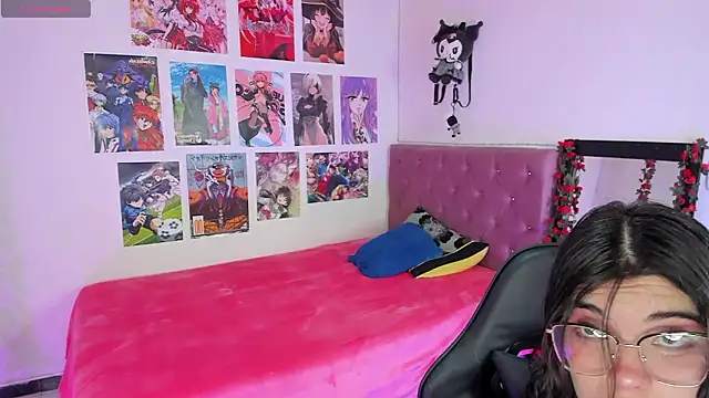 selina lovers  online show from February 3, 2026, 2:32 am