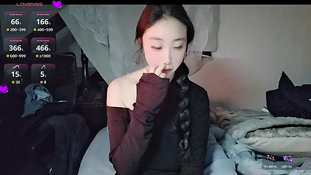 Snapshot of hyp0crite chatting on November 22, 2025, 3:22 pm hyp0crite online show from November 22, 2025, 3:22 pm