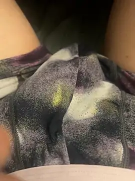 LilCheeky online show from November 28, 2025, 8:25 am