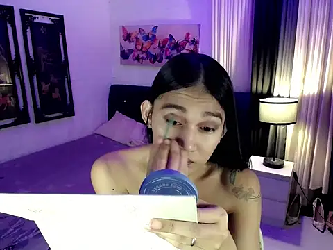 Snapshot of TSJaninexx chatting on November 5, 2025, 9:01 am TSJaninexx online show from November 5, 2025, 9:01 am