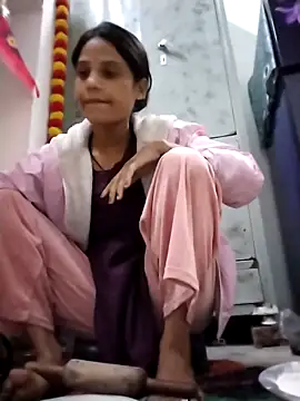 Nitya hot online show from November 27, 2025, 1:39 am