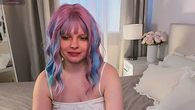 Stacy Starr online show from April 6, 2026, 11:11 am