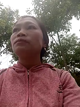 siusiu-00 online show from April 18, 2026, 5:32 am