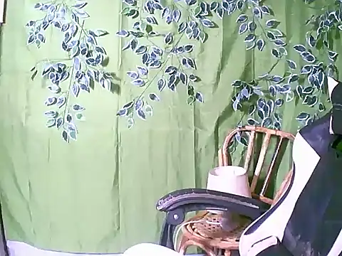 Snapshot of Manddeexx chatting on November 12, 2025, 9:35 am Manddeexx online show from November 12, 2025, 9:35 am