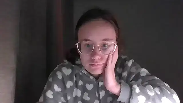 LuckySLove online show from January 6, 2026, 6:56 pm