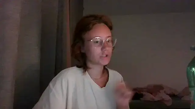 LuckySLove online show from August 9, 2026, 8:04 pm