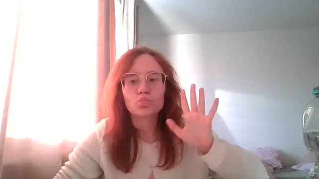 LuckySLove online show from June 7, 2026, 5:40 pm