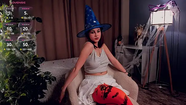 Snapshot of KrisWaller chatting on October 29, 2025, 11:09 am KrisWaller online show from October 29, 2025, 11:09 am