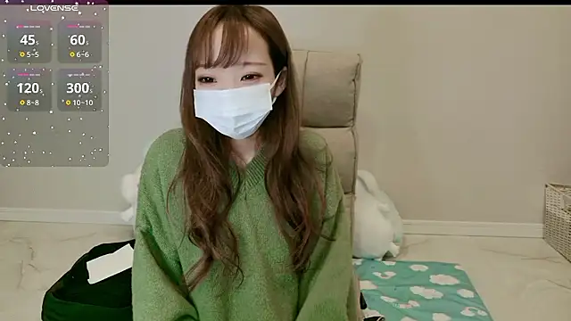 Snapshot of MIZUHO_05 chatting on November 28, 2025, 1:44 pm MIZUHO 05 online show from November 28, 2025, 1:44 pm