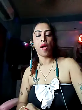 Snapshot of Darling_Annie chatting on October 26, 2025, 8:20 pm Darling Annie online show from October 26, 2025, 8:20 pm