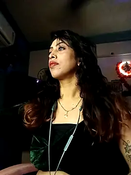 Snapshot of Darling_Annie chatting on November 21, 2025, 5:34 pm Darling Annie online show from November 21, 2025, 5:34 pm