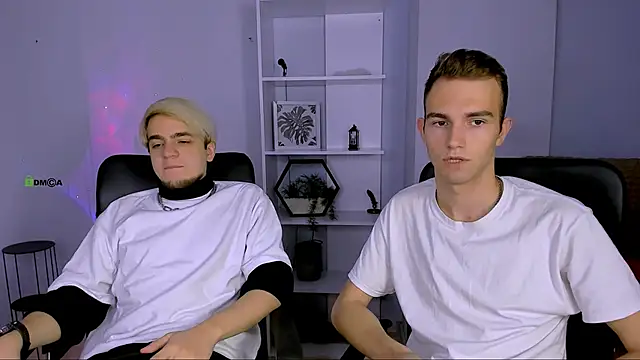 astren villo online show from November 4, 2025, 1:15 pm