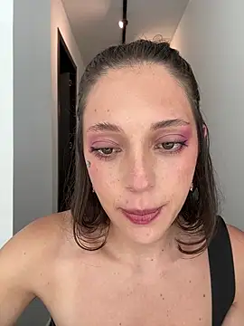 Snapshot of Ryan_ruru chatting on February 18, 2026, 2:02 pm Ryan ruru online show from February 18, 2026, 2:02 pm