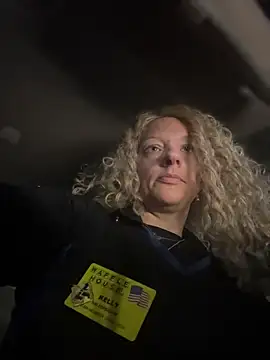 queenkelly1234 online show from February 15, 2026, 3:18 am