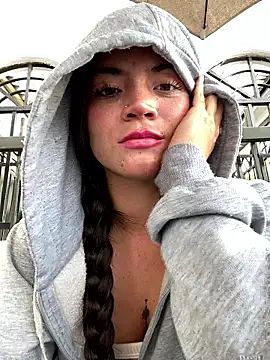 Snapshot of PamelaJonsom_ chatting on January 14, 2026, 12:53 pm PamelaJonsom online show from January 14, 2026, 12:53 pm